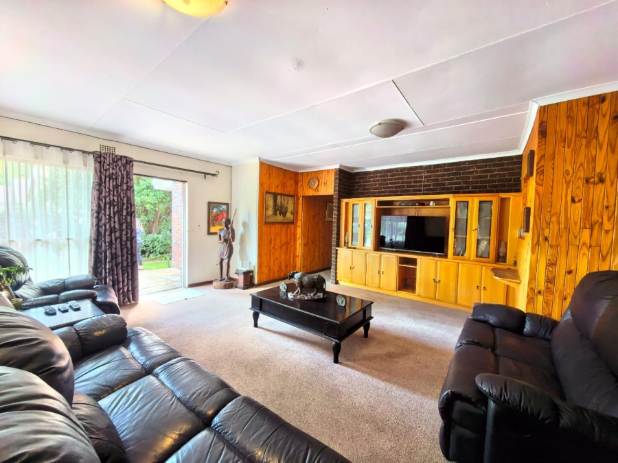 4 Bedroom Property for Sale in Vaalpark Free State